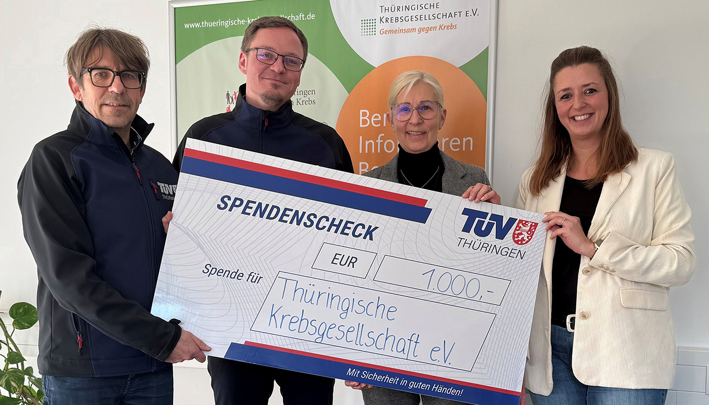 Spendenscheck an Thüringische Krebsgesellschaft